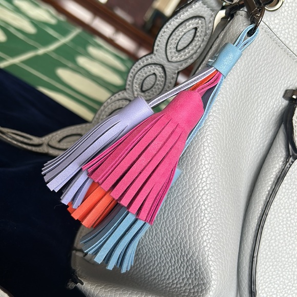 Purse - Picture 2 of 9